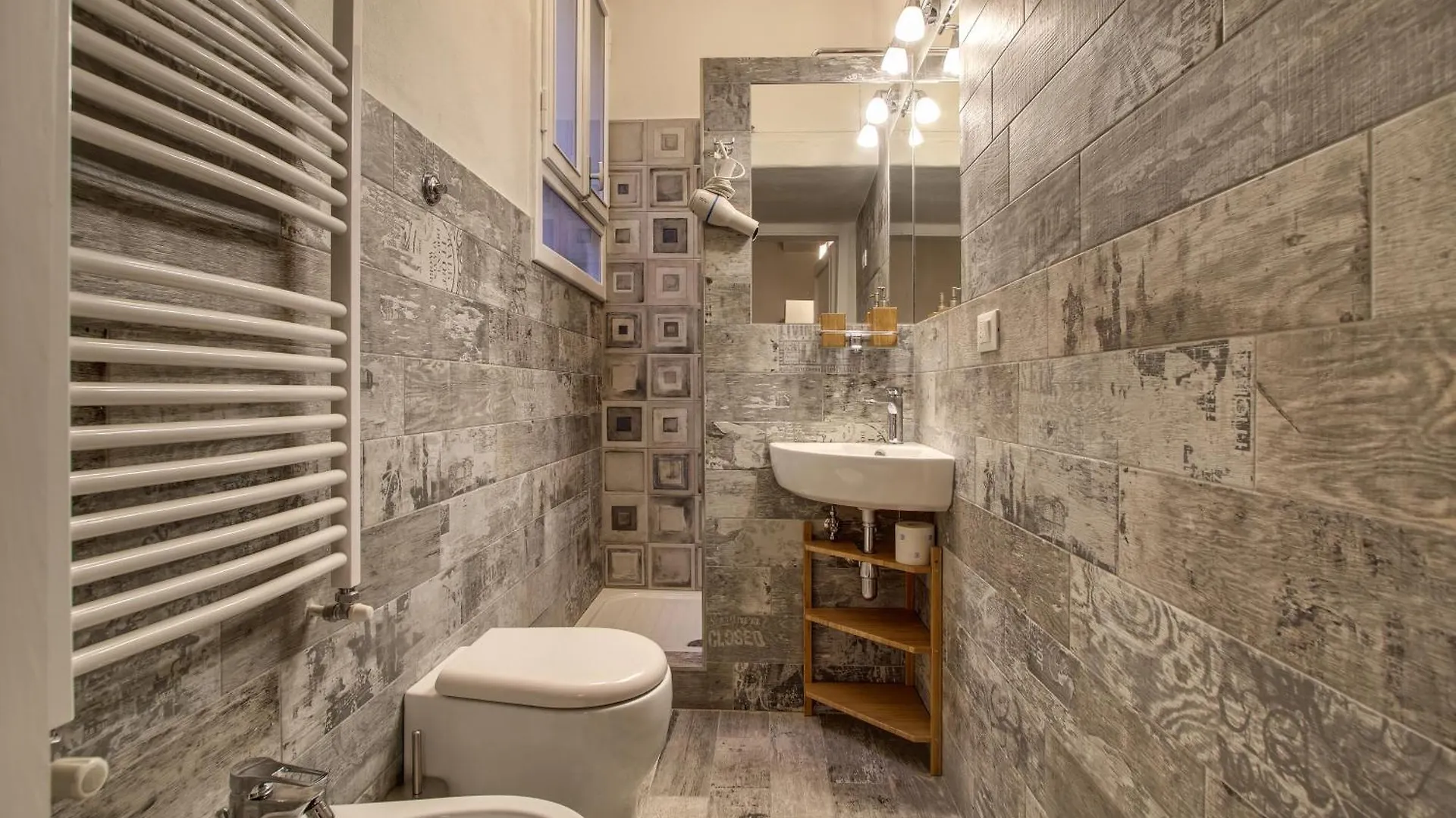 Pilastri Apartment Near Santa Croce Florence Italy